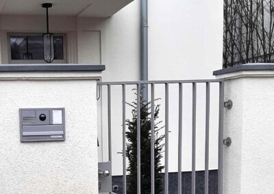 ogrodzenie ocynkowane ogniowo oraz malowane proszkowo